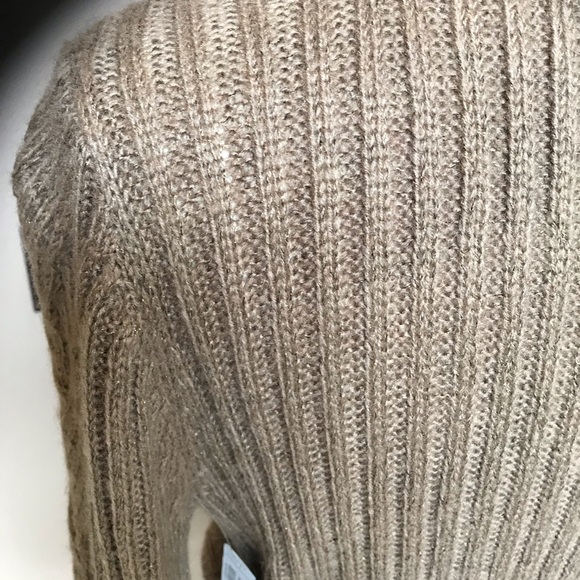 Taupe wrap-sweater NWT - Picture 7 of 8
